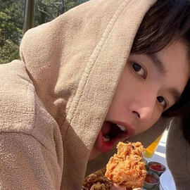 #. 허세환